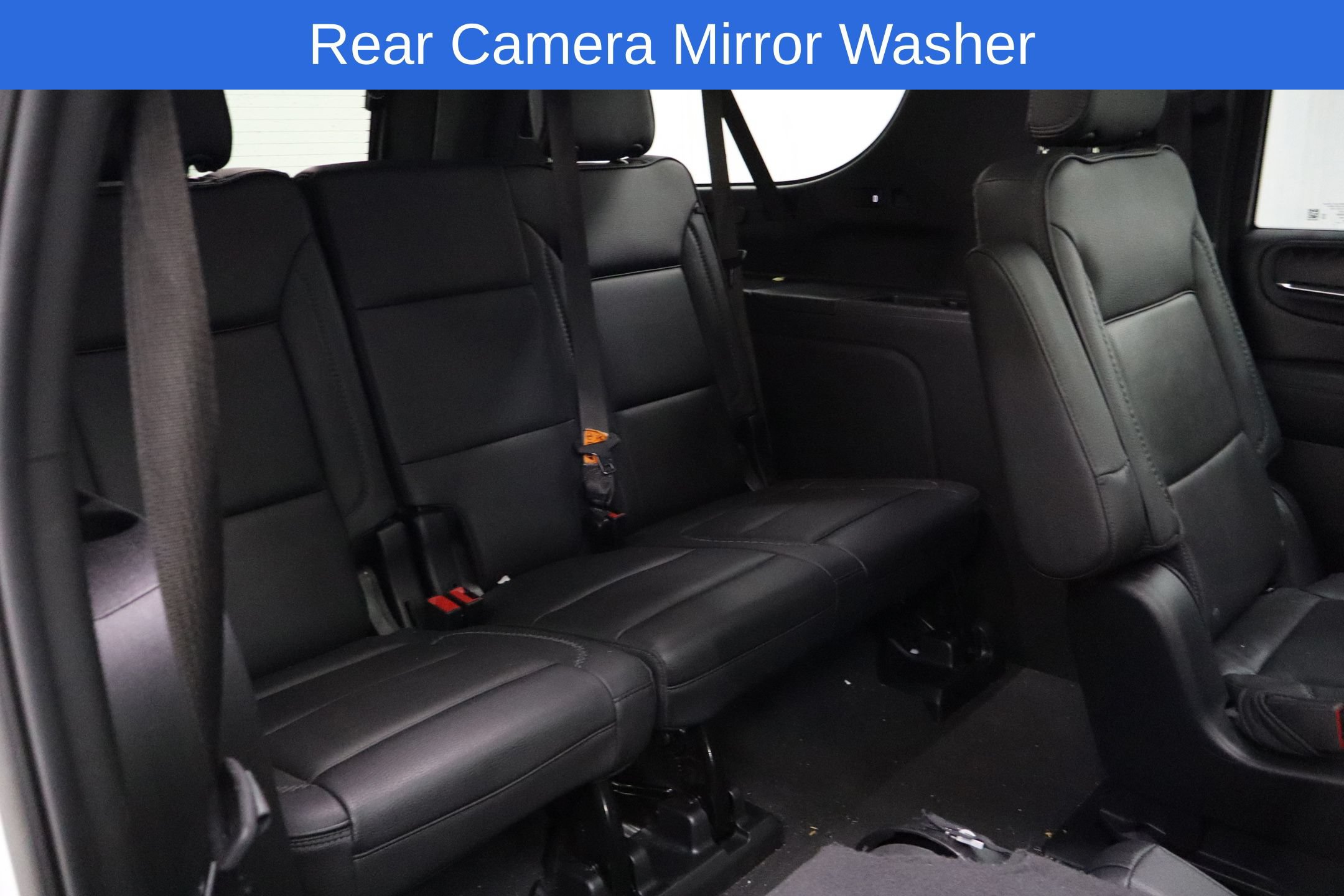 Used 2024 GMC Yukon XL Denali AWD/4WD image 24