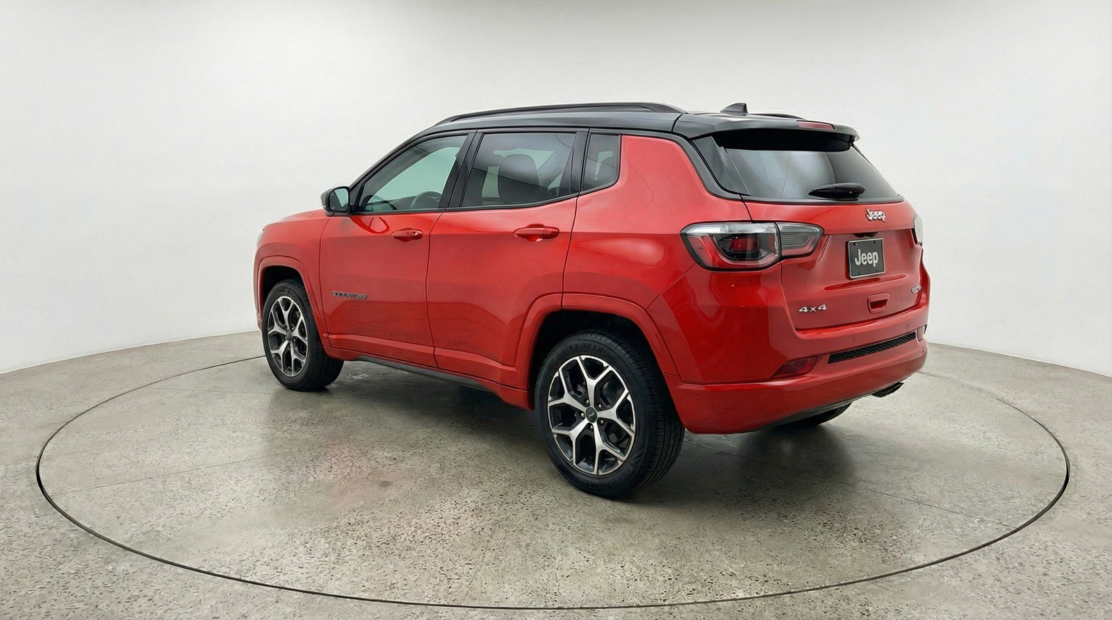 Used 2025 Jeep Compass Limited AWD/4WD image 6