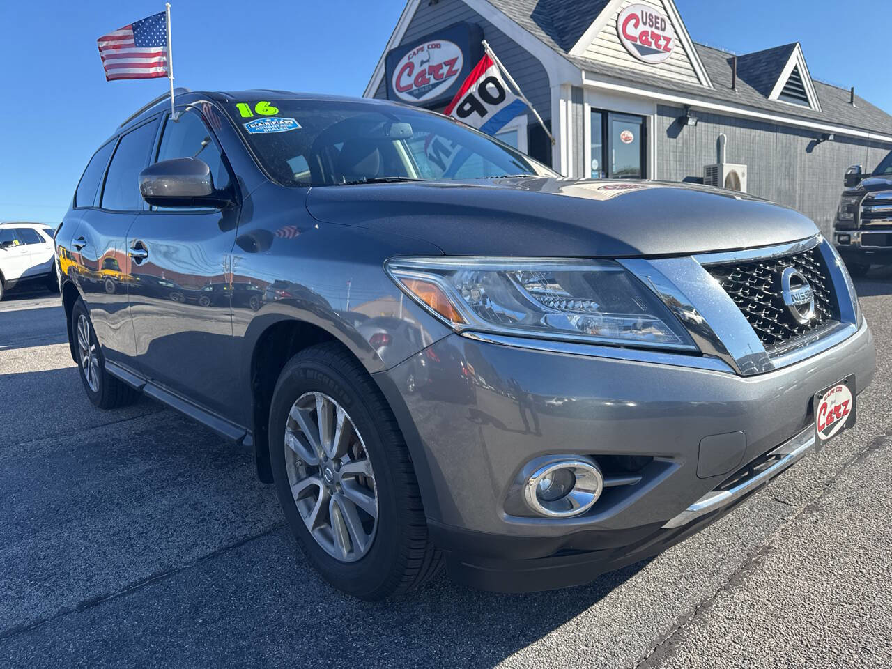 Used 2016 Nissan Pathfinder SV