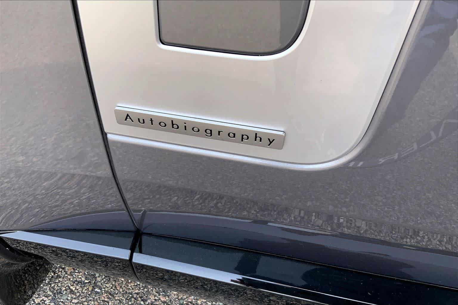 Used 2024 Land Rover Range Rover Autobiography AWD/4WD image 10