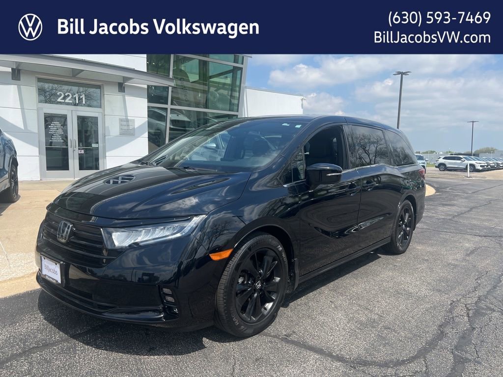 Used 2023 Honda Odyssey Sport image 1