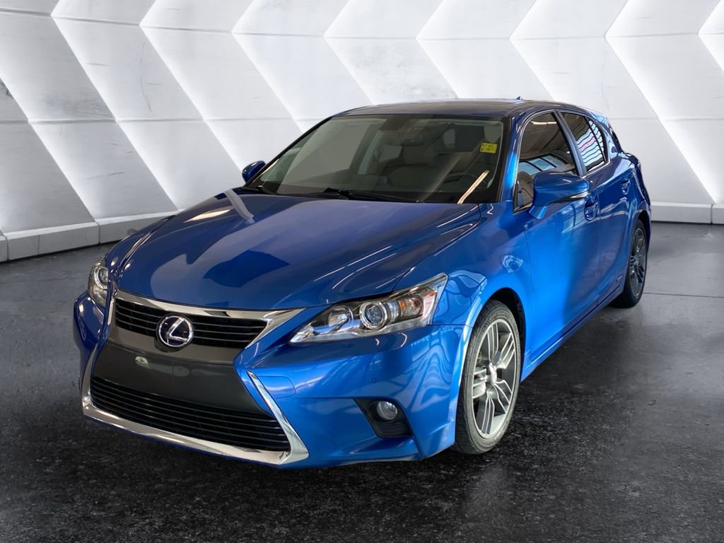 Used 2017 Lexus CT 200h image 3