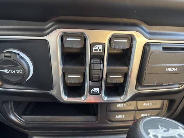 Used 2020 Jeep Wrangler Unlimited Sport image 19