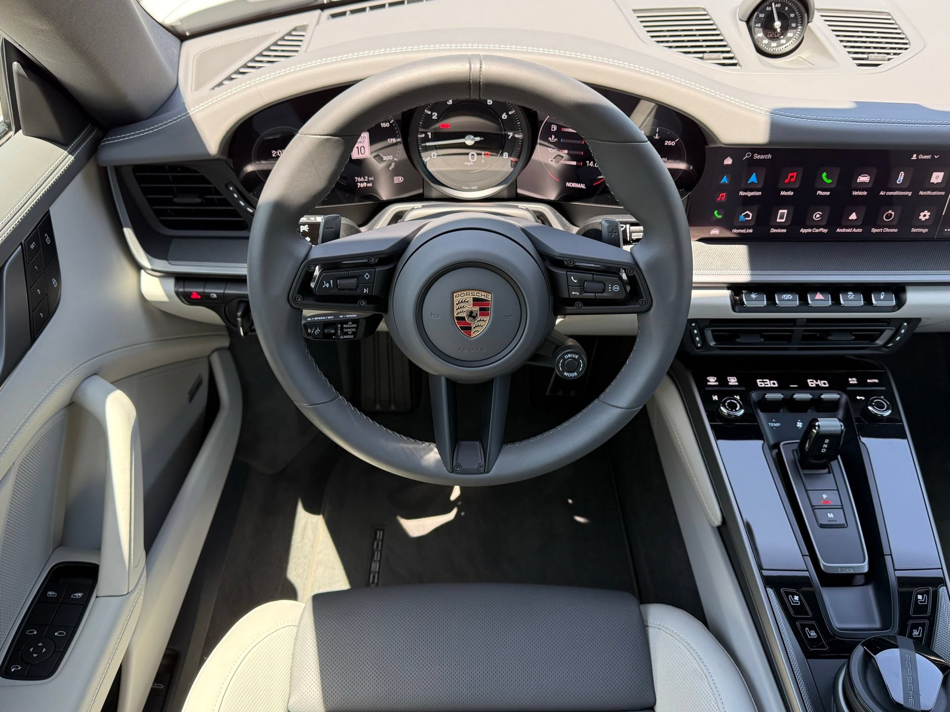 Used 2024 Porsche 911 Carrera S RWD image 19