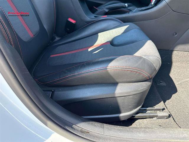 Used 2021 Hyundai Veloster Turbo FWD image 11