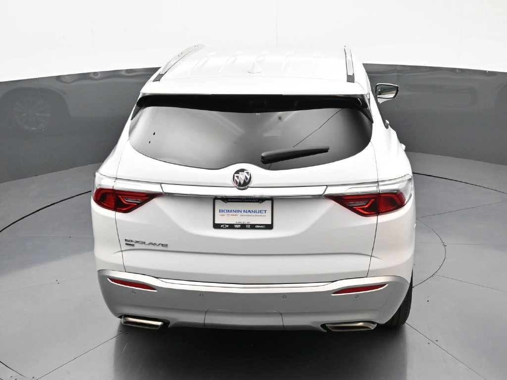 Certified 2024 Buick Enclave Essence AWD/4WD image 19