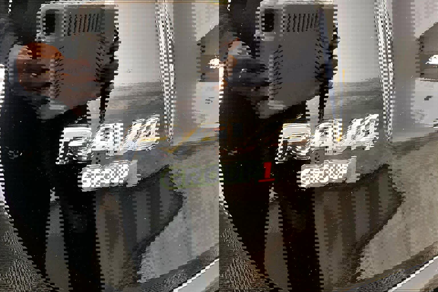 Used 2017 Toyota RAV4 XLE image 9