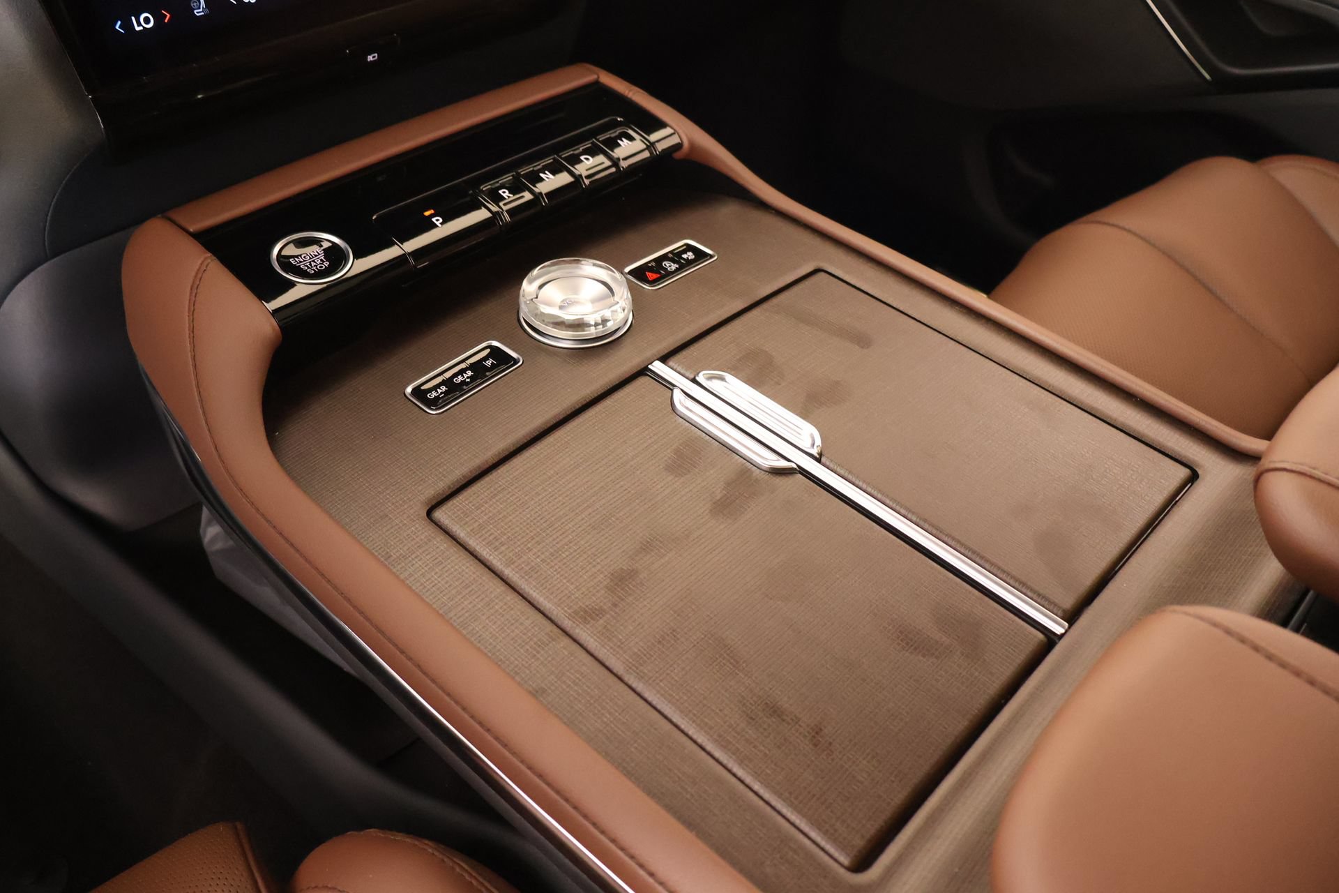New 2027 Lincoln Navigator L Reserve AWD/4WD image 9