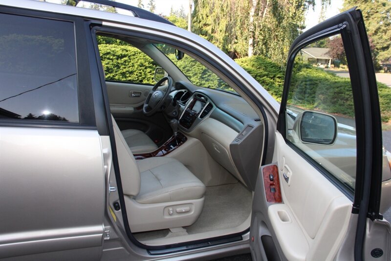 Used 2007 Toyota Highlander Limited AWD/4WD image 13