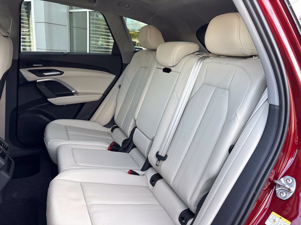 New 2026 Audi Q5 Premium Plus AWD/4WD image 25