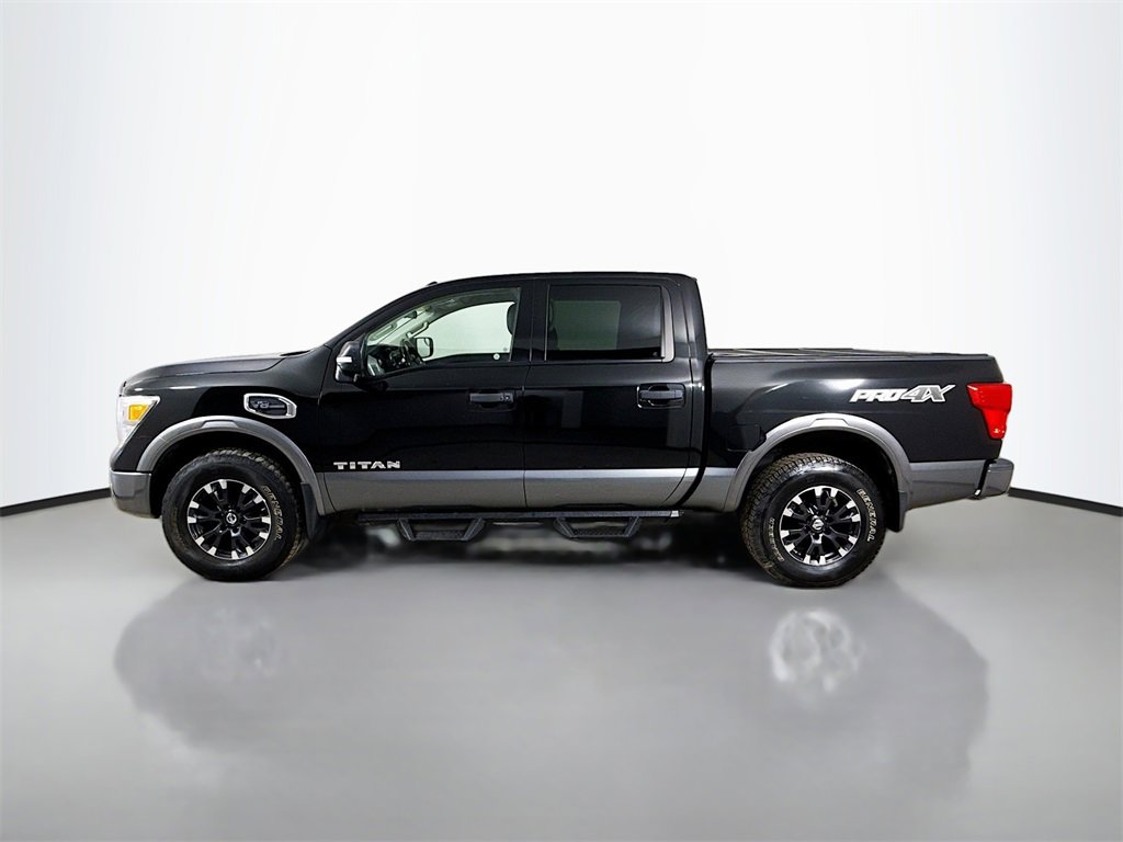 Used 2017 Nissan Titan PRO-4X image 12
