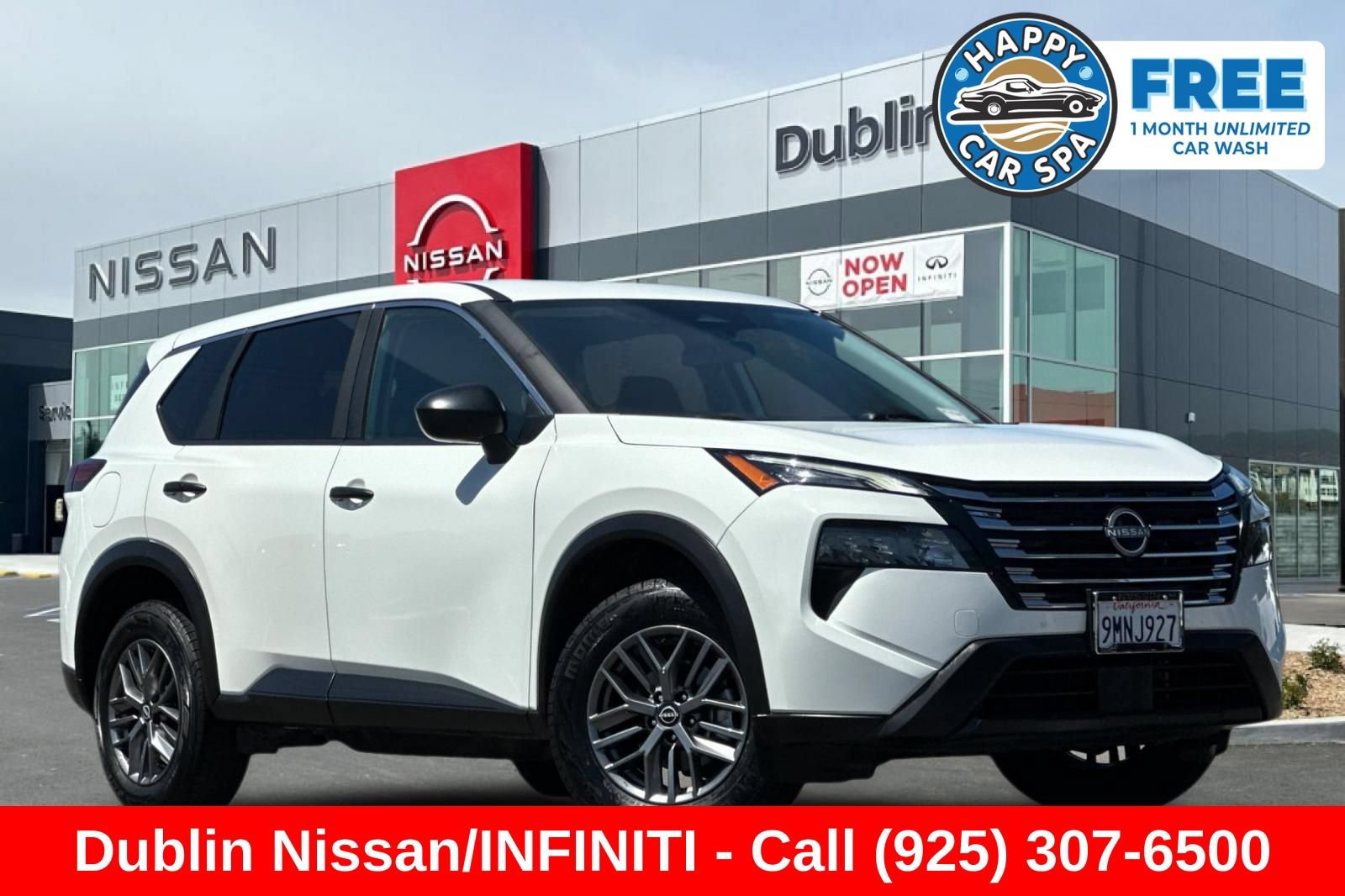 Used 2024 Nissan Rogue S FWD image 1