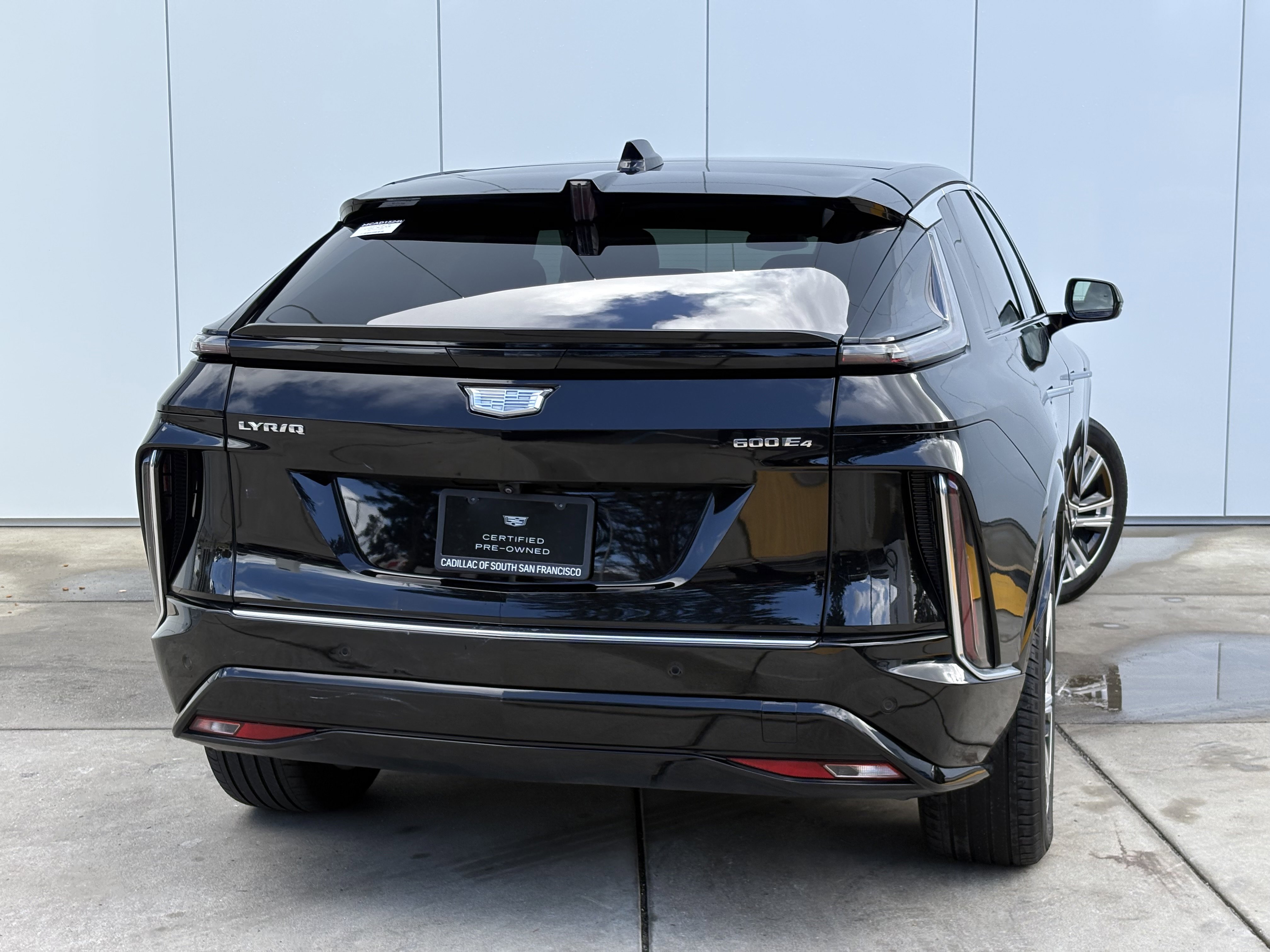 Used 2024 Cadillac Lyriq Tech AWD/4WD image 6