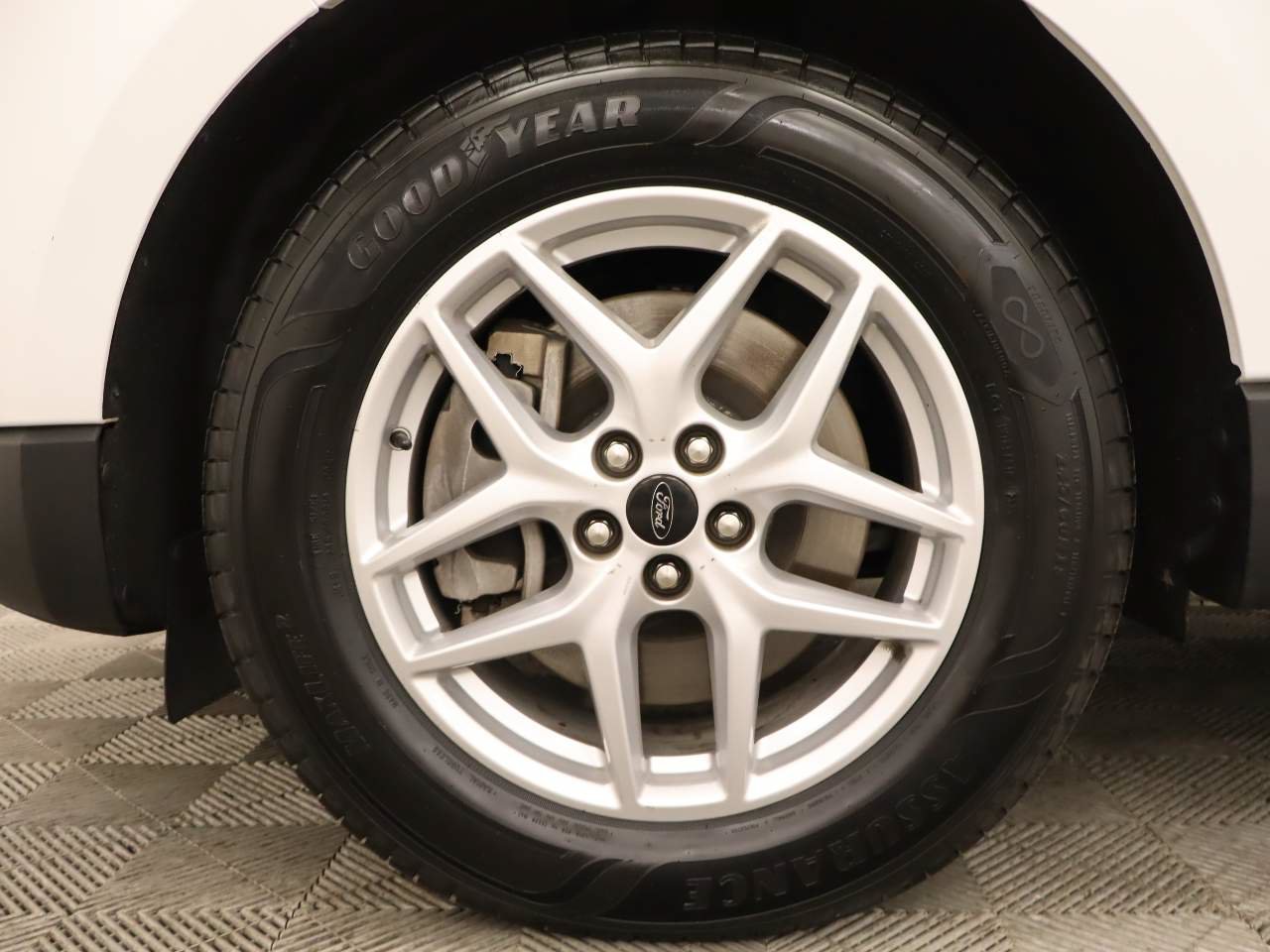 Used 2024 Ford Edge SEL AWD/4WD image 6