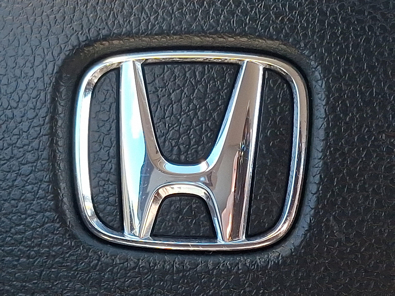 Used 2023 Honda Accord LX image 25