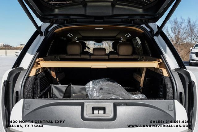 New 2026 Land Rover Range Rover Long Wheelbase SE image 51