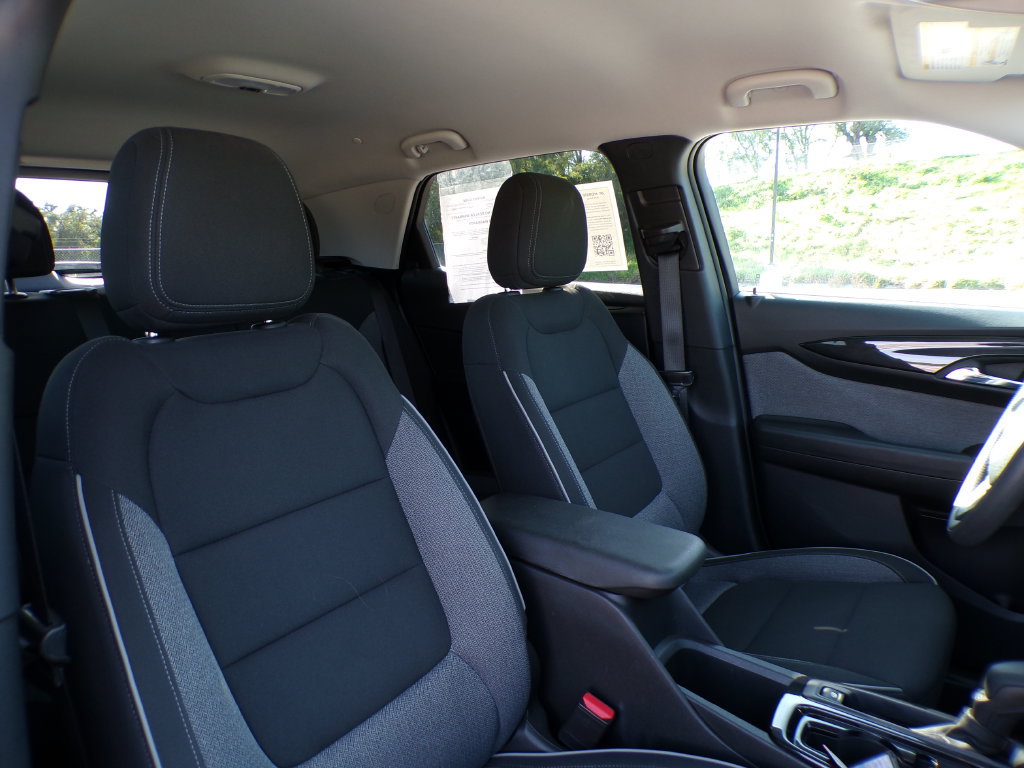 Used 2025 Chevrolet TrailBlazer LT AWD/4WD image 13