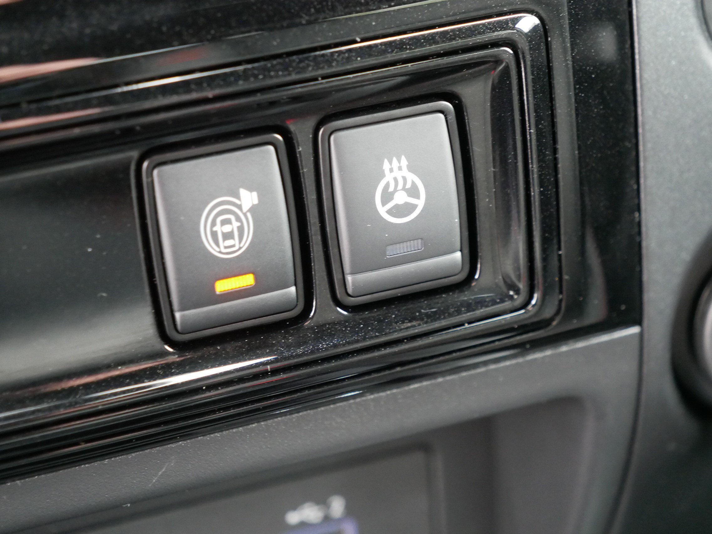 Certified 2024 Nissan Titan PRO-4X w/ Pro-4x Convenience Package AWD/4WD image 32