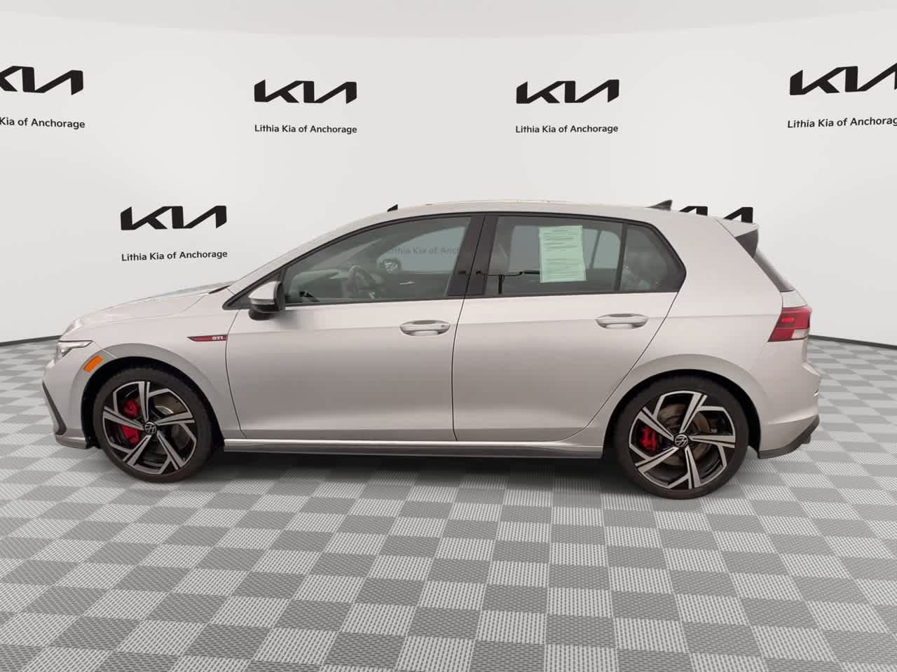 Used 2024 Volkswagen GTI SE w/ SE Leather Seats Package FWD image 5