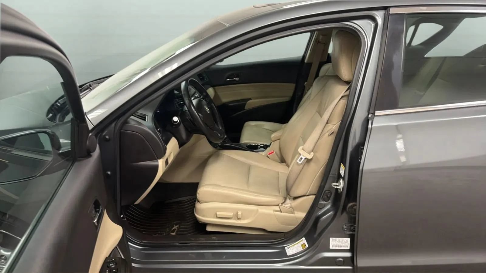 Used 2013 Acura ILX w/ Premium Package FWD image 20