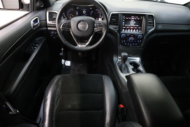 Used 2017 Jeep Grand Cherokee Altitude image 67