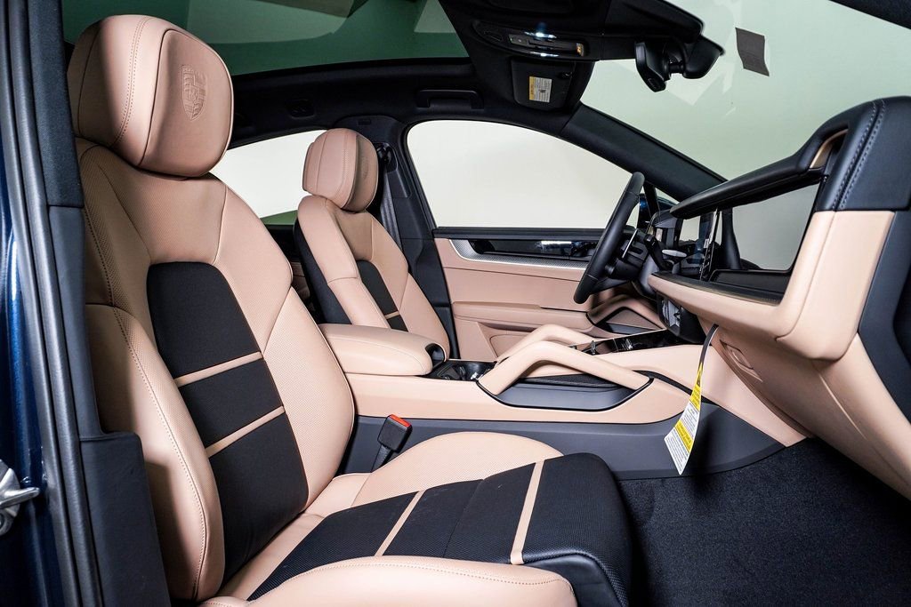 New 2026 Porsche Cayenne S image 15