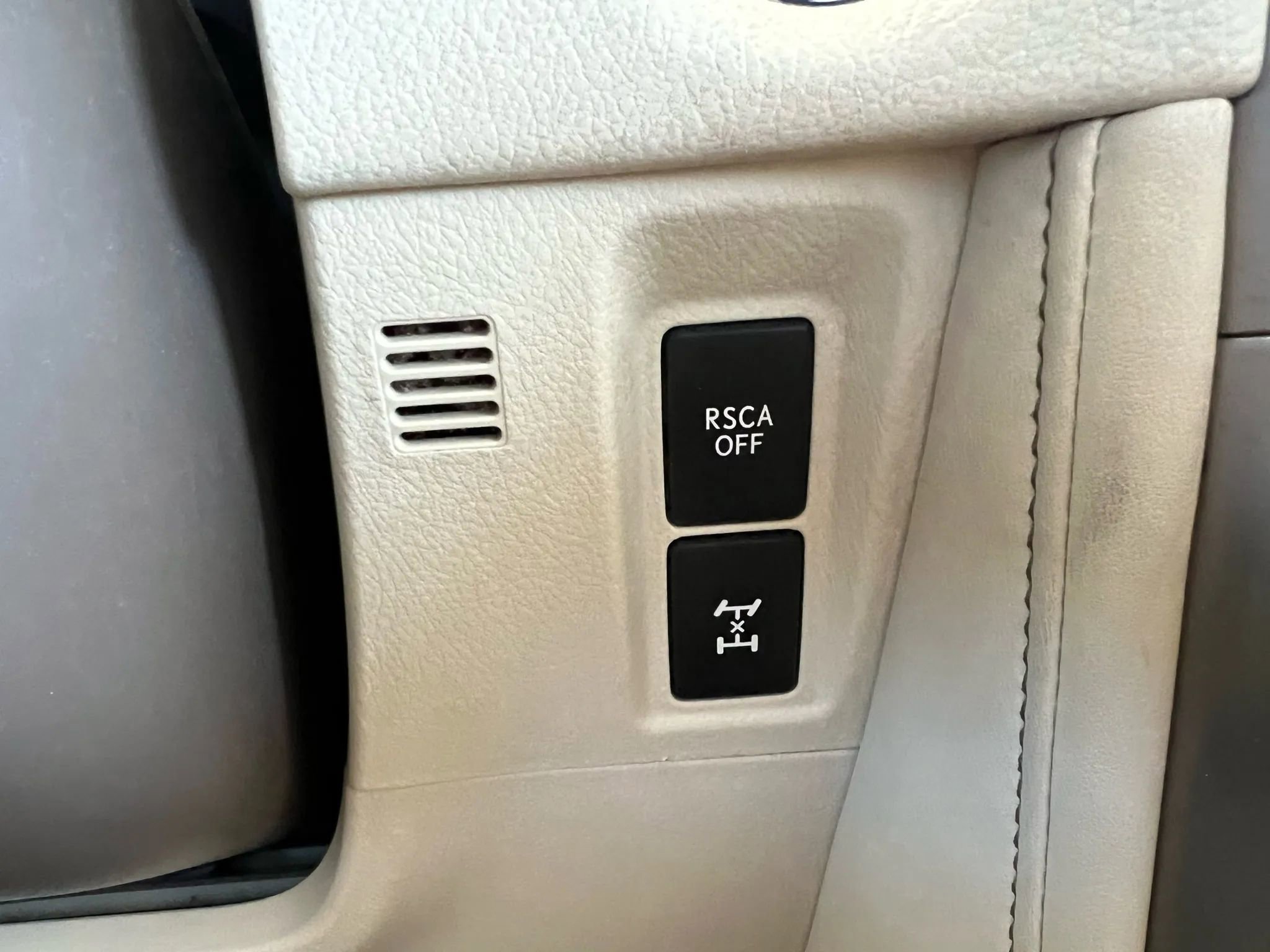 Used 2012 Lexus GX 460 image 12