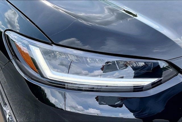 Certified 2024 Honda HR-V EX-L image 26