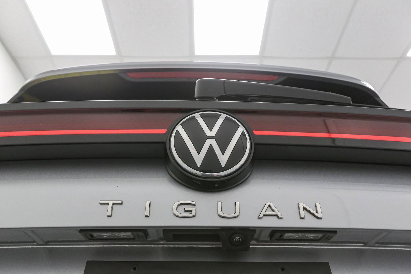 Used 2025 Volkswagen Tiguan S w/ 18" Wheel Package AWD/4WD image 12