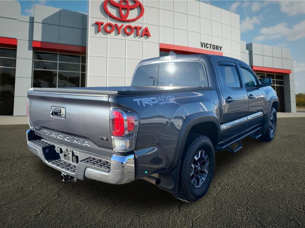 Used 2023 Toyota Tacoma TRD Off-Road AWD/4WD image 3