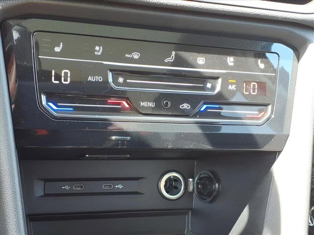 New 2025 Volkswagen Taos SEL image 21