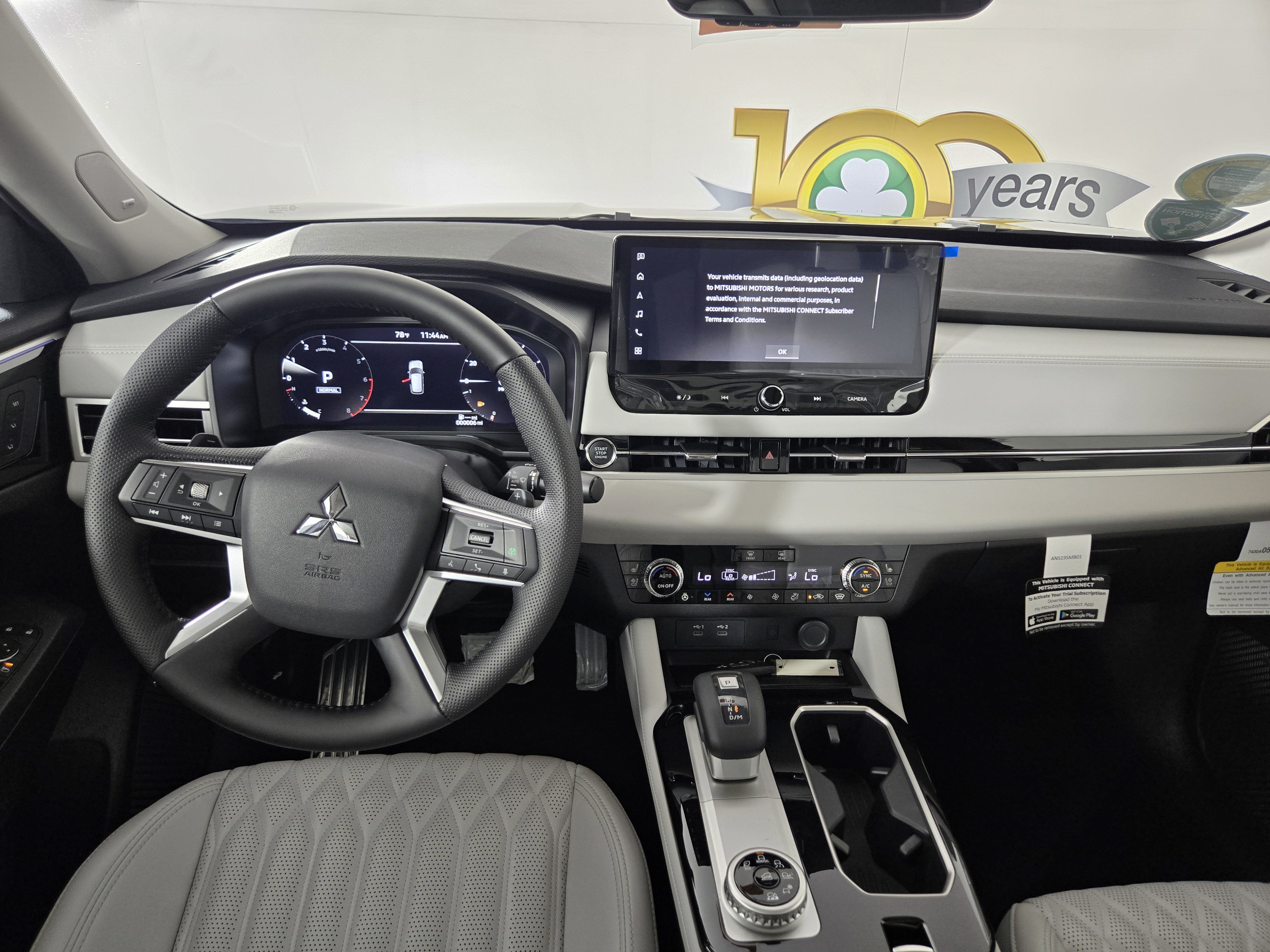 New 2025 Mitsubishi Outlander SEL image 13