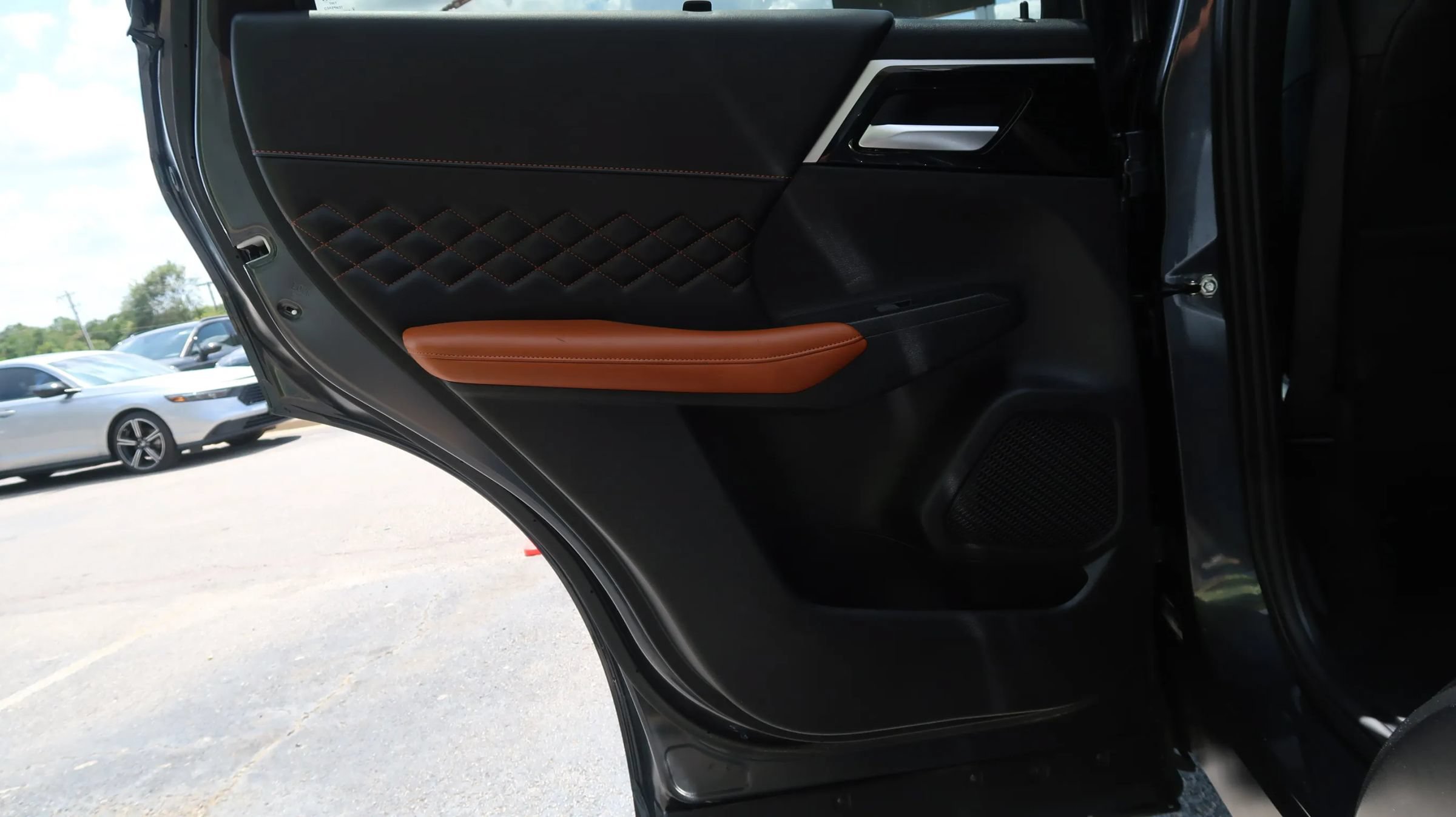Used 2024 Mitsubishi Outlander SEL AWD/4WD image 47