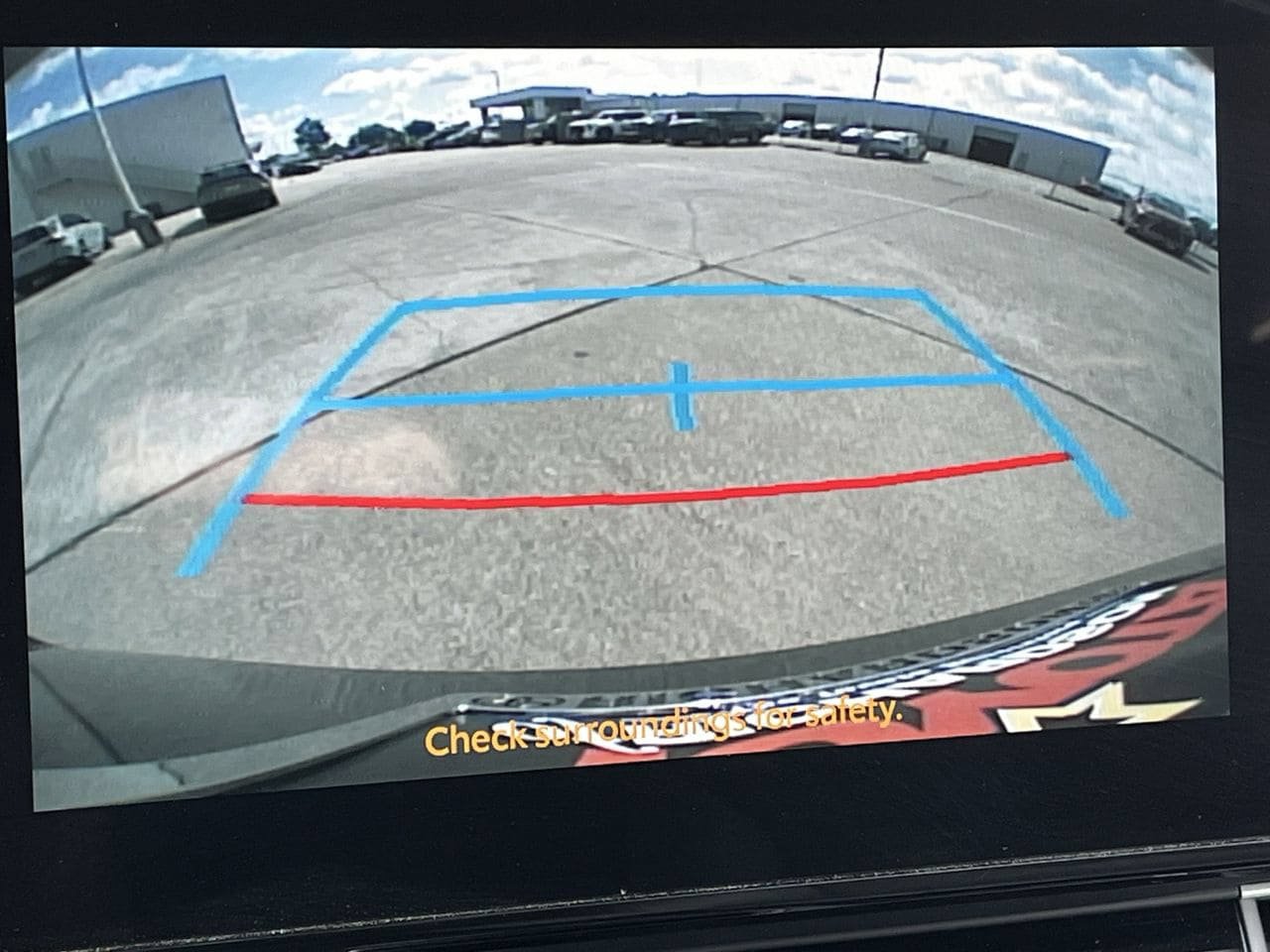 Used 2025 Toyota Sienna XLE FWD image 16