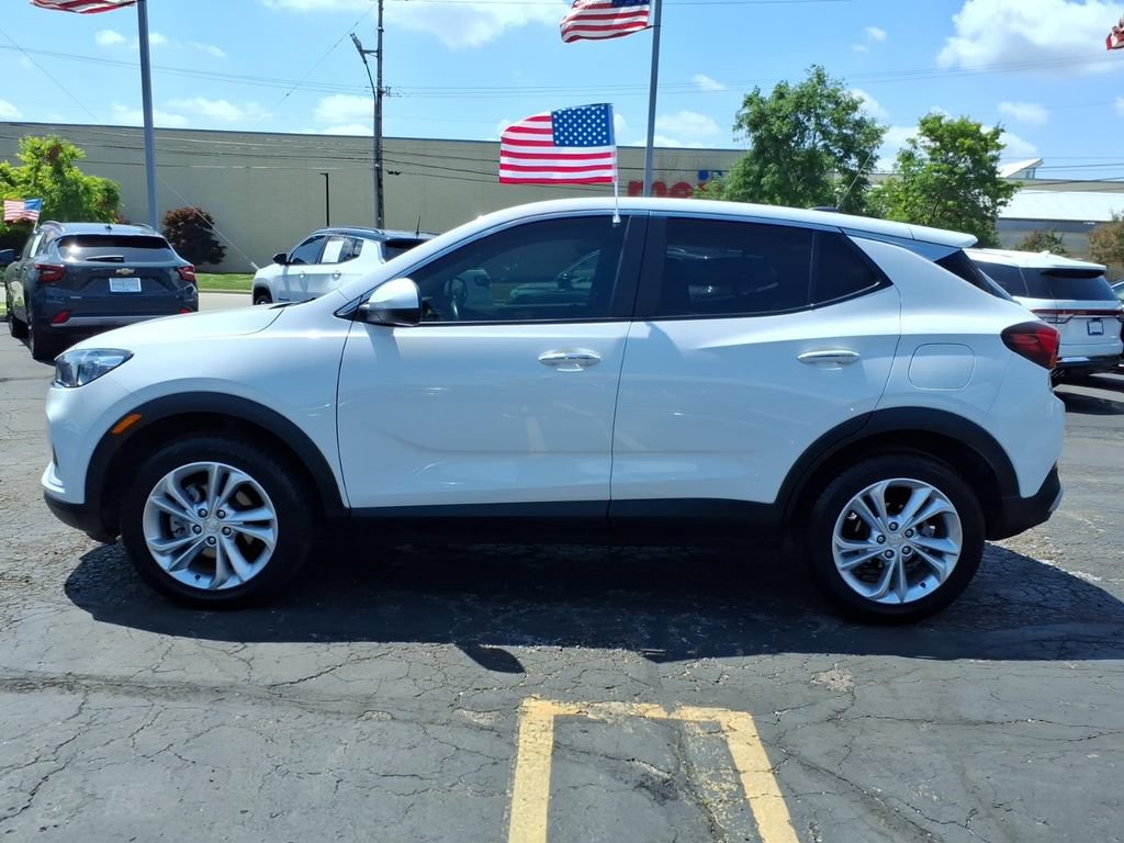 Used 2023 Buick Encore GX Preferred w/ Cold Weather Comfort Package AWD/4WD image 4