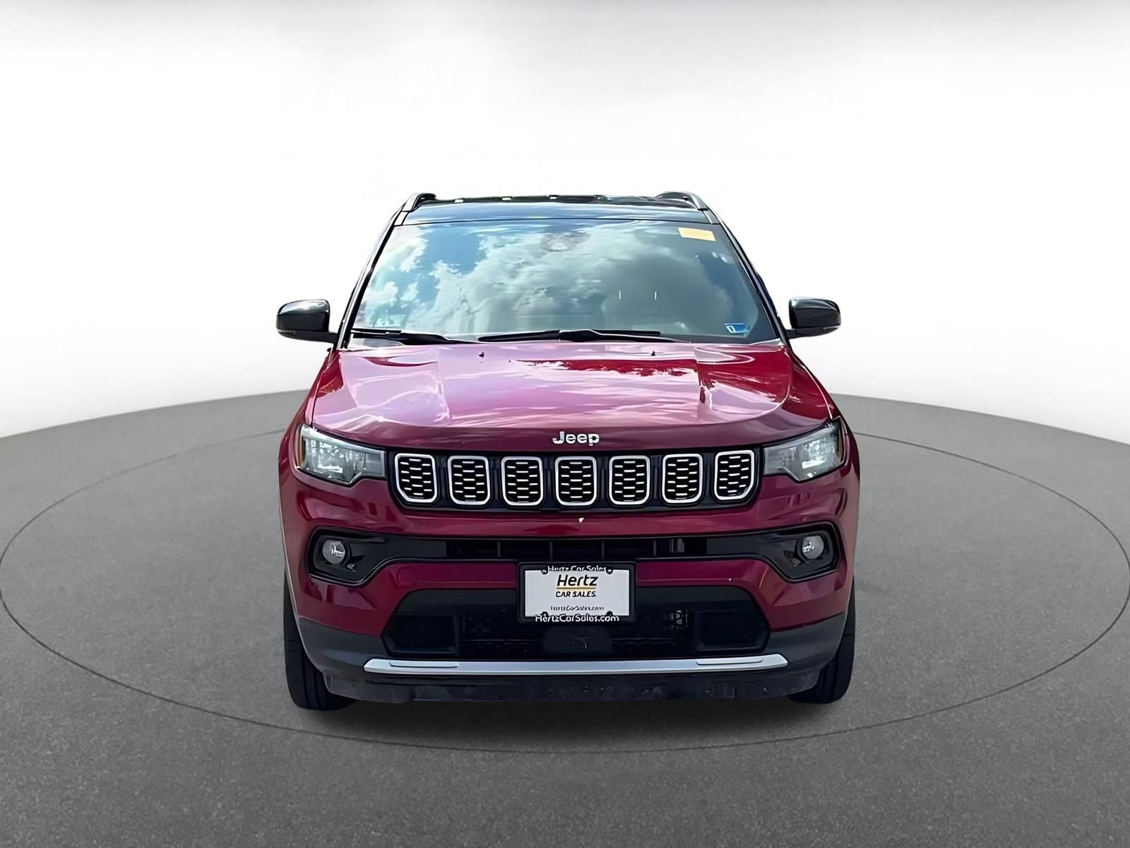 Used 2025 Jeep Compass Limited AWD/4WD image 4