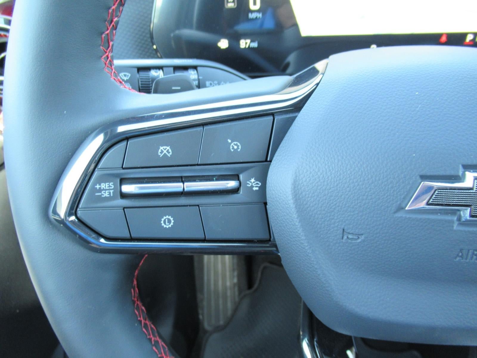 New 2026 Chevrolet Equinox RS w/ Convenience Package III FWD image 26