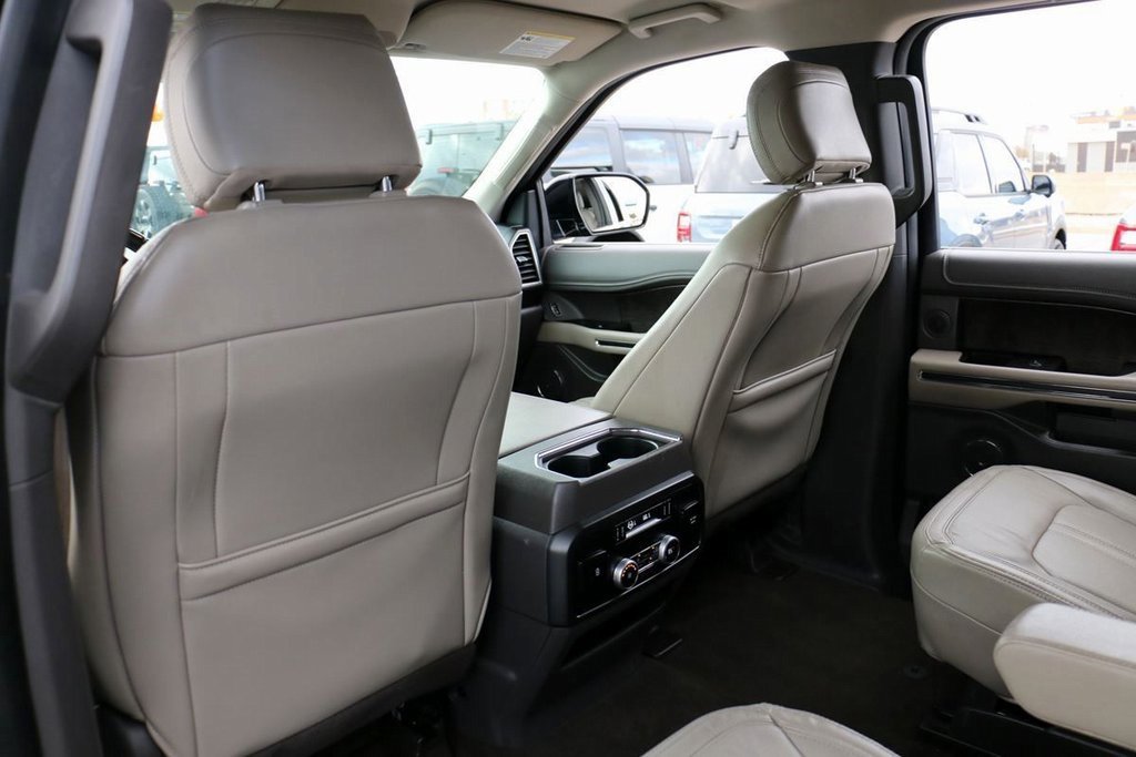 Used 2020 Ford Expedition Max Limited image 30
