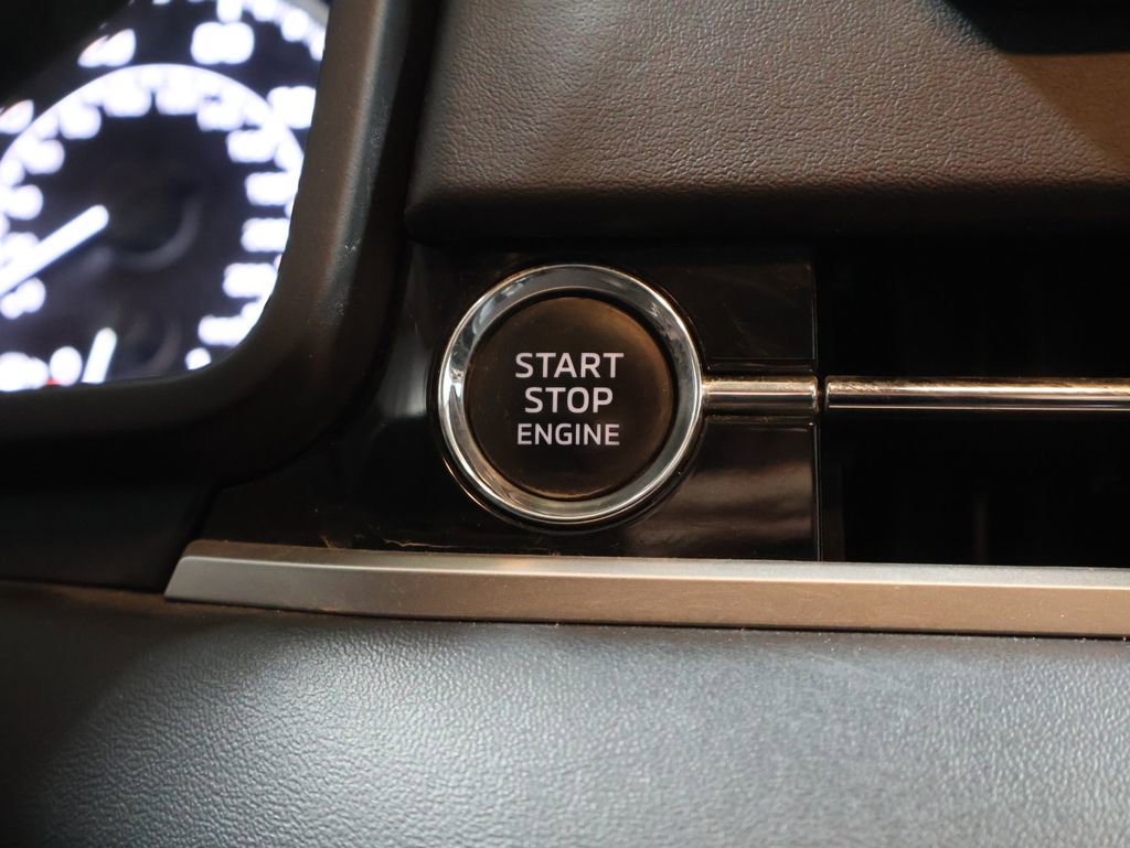 Used 2022 Mitsubishi Outlander SEL image 27