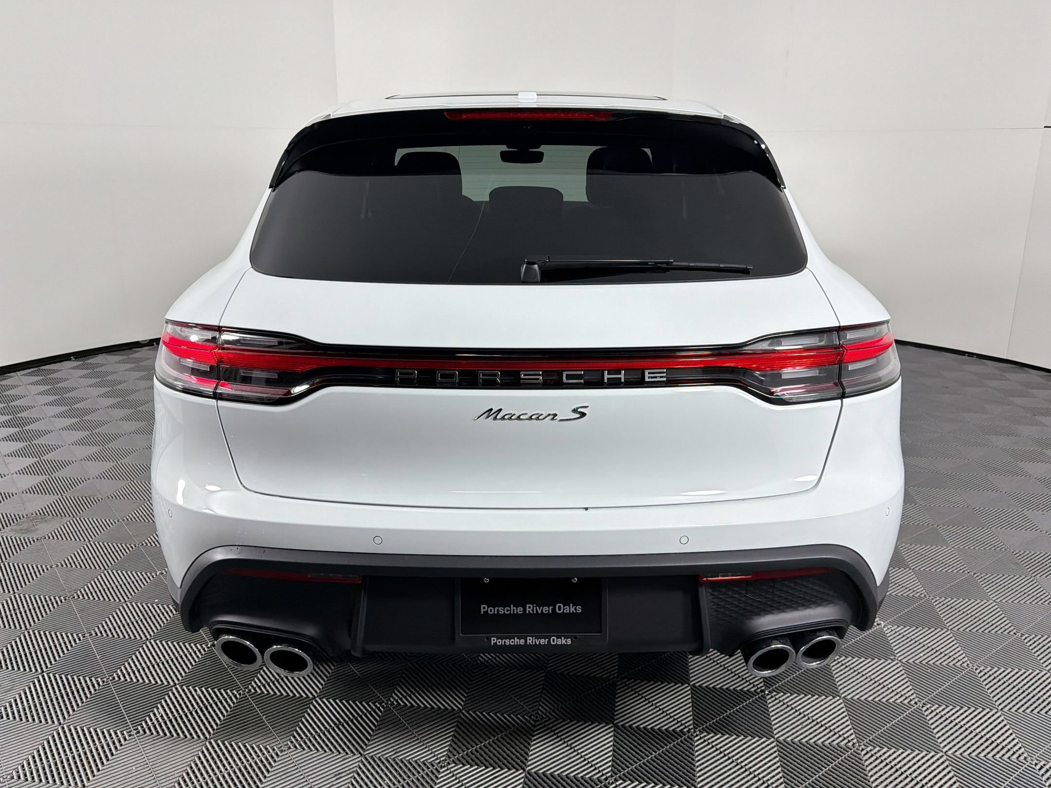 Used 2026 Porsche Macan S AWD/4WD image 10