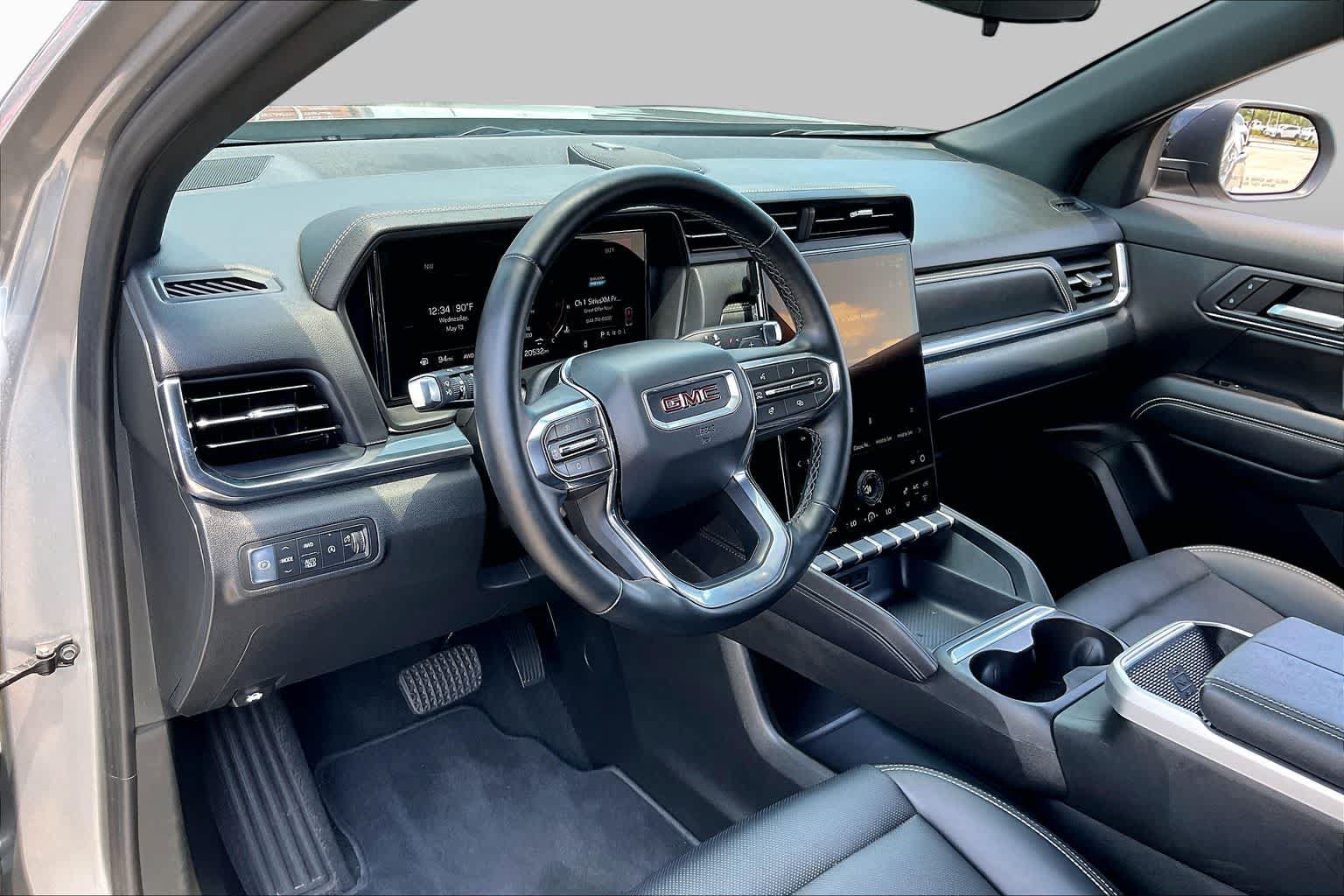 Used 2026 GMC Terrain Elevation w/ Elevation Premium Package AWD/4WD image 17