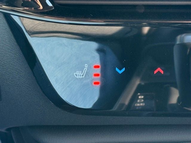 New 2026 Nissan Sentra SR w/ SR Premium Package FWD image 33