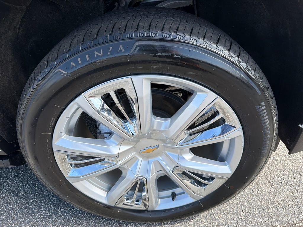 Used 2024 Chevrolet Tahoe High Country w/ Advanced Technology Package AWD/4WD image 12