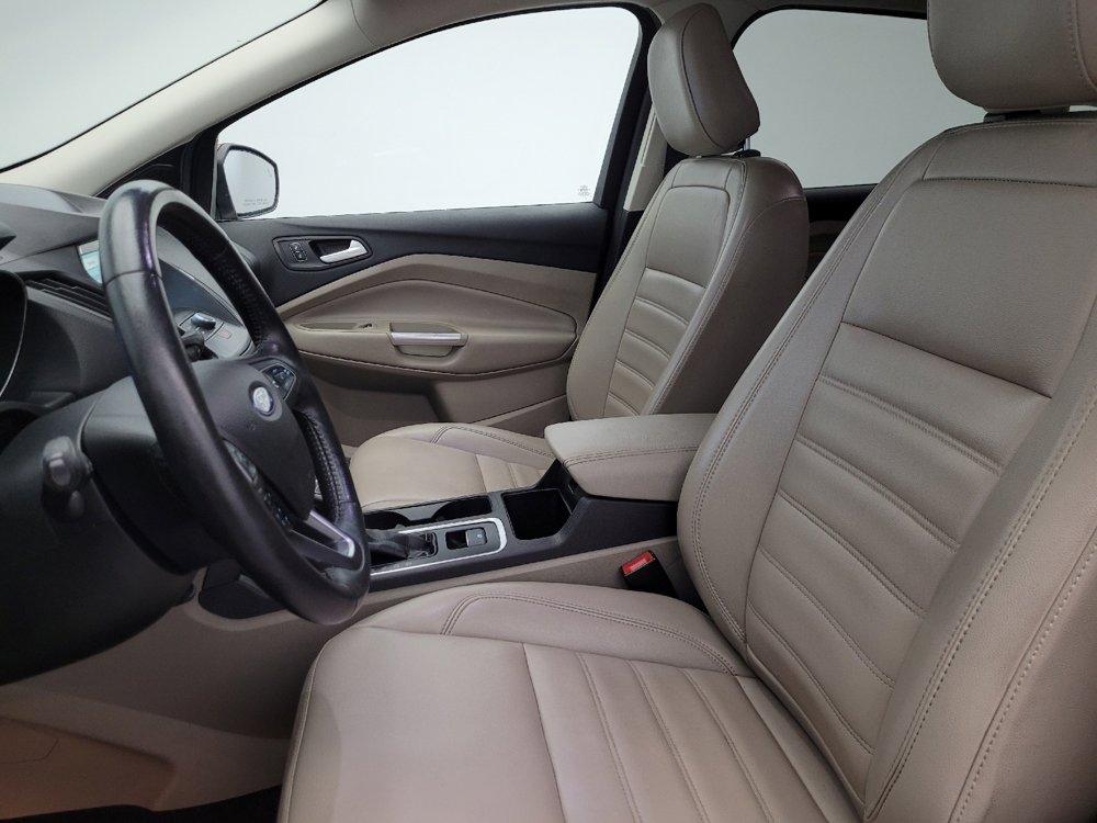 Used 2019 Ford Escape SEL image 17