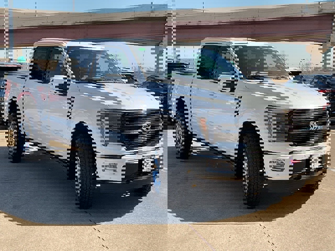 Used 2024 Ford F150 Platinum w/ Equipment Group 702A High image 4