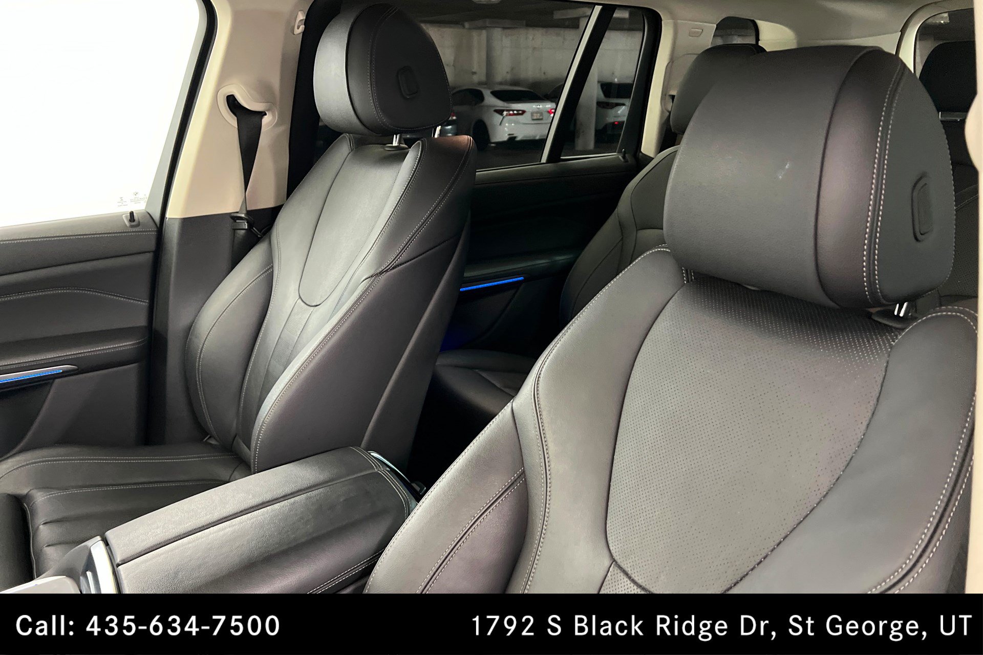 Used 2021 BMW X7 xDrive40i w/ Premium Package AWD/4WD image 16