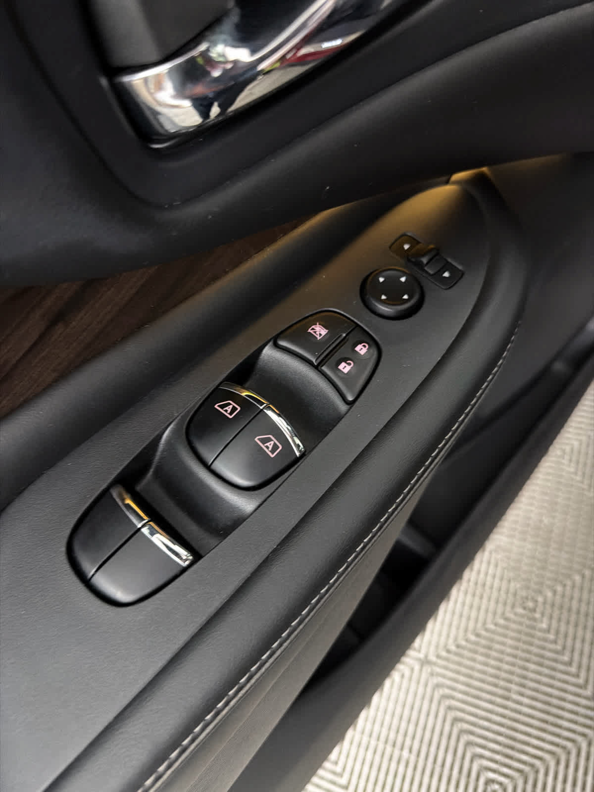 Used 2019 Nissan Murano Platinum FWD image 23