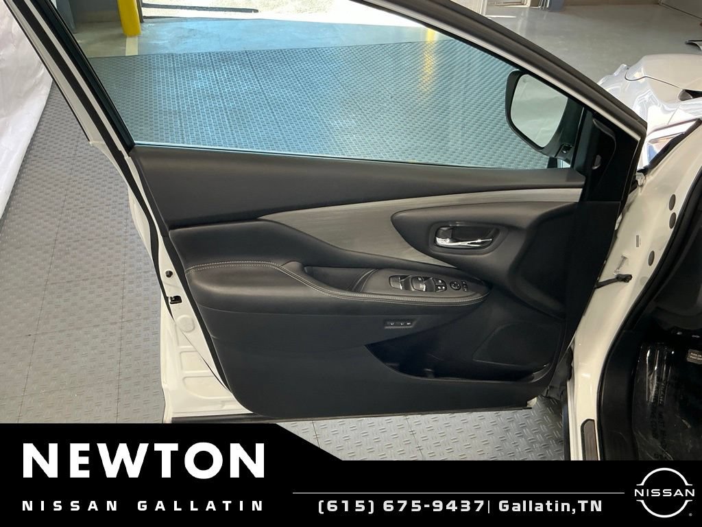 Used 2017 Nissan Murano SL FWD image 31