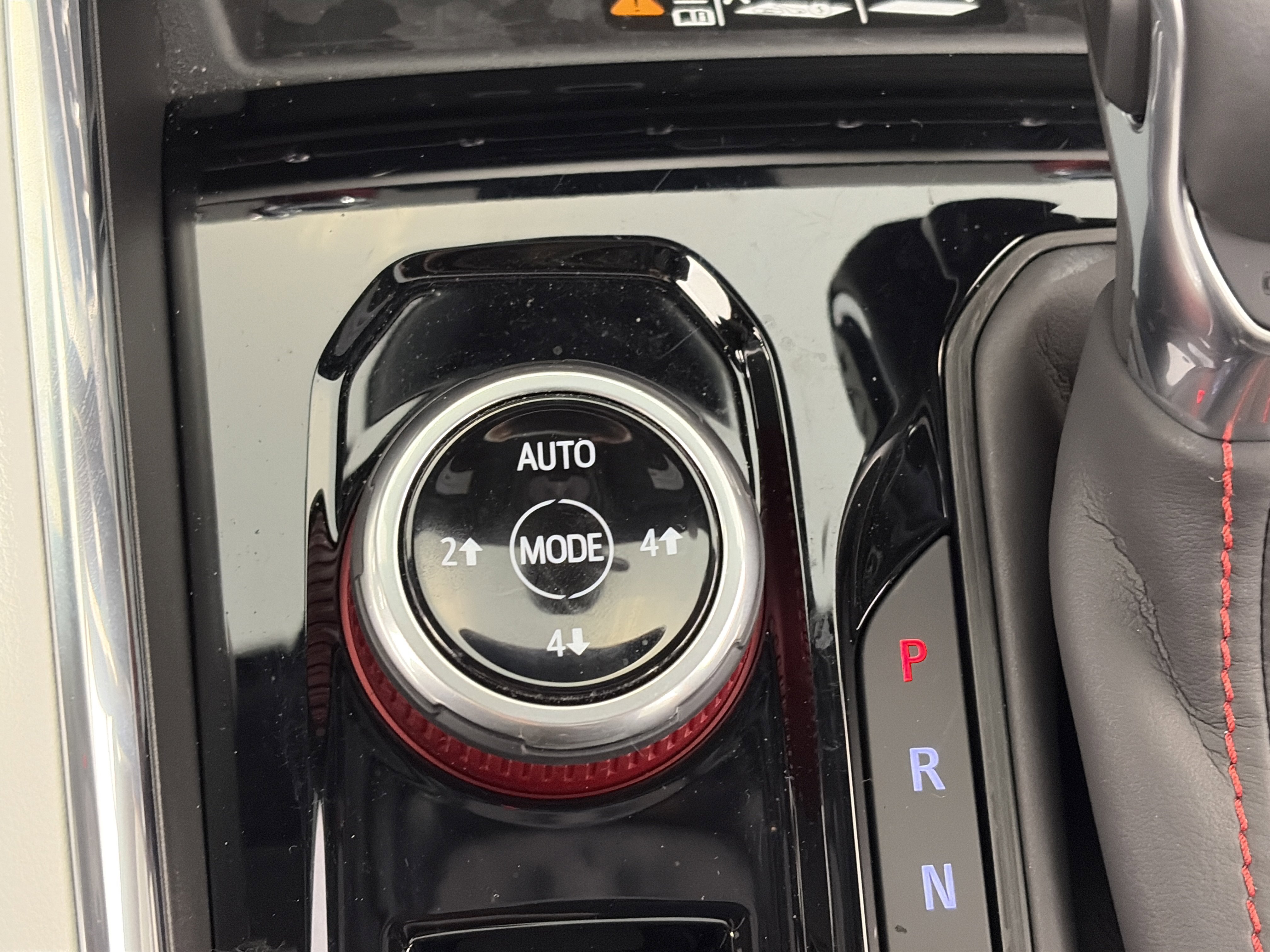 Certified 2025 GMC Canyon AT4 w/ AT4X Package AWD/4WD image 29