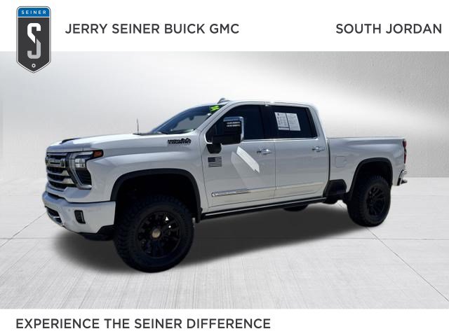 Used 2024 Chevrolet Silverado 3500 High Country w/ Technology Package AWD/4WD image 1